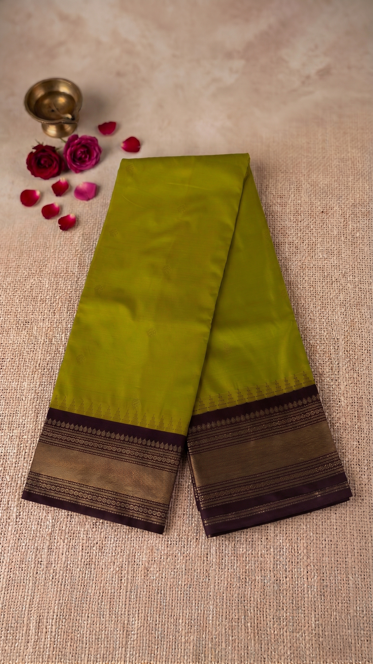 Traditional Semi Gadwal Saree