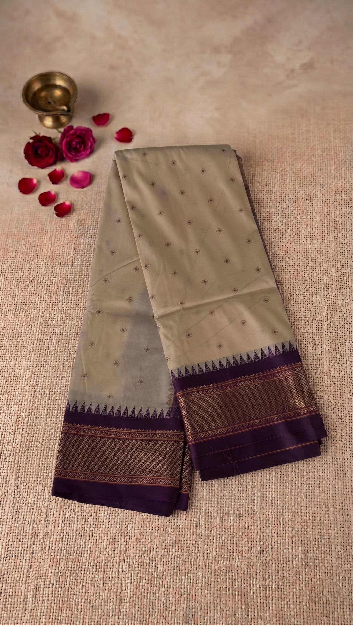 Traditional Semi Gadwal Saree
